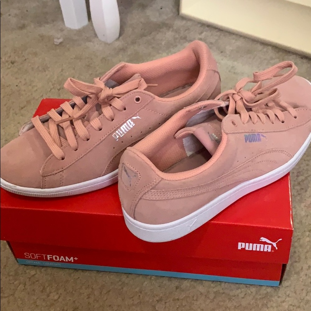 pink puma shoes